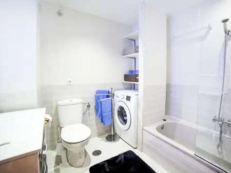 Appartement Esmeralda 02 – 12ème étage, vue latérale mer à Calpe : photo 9