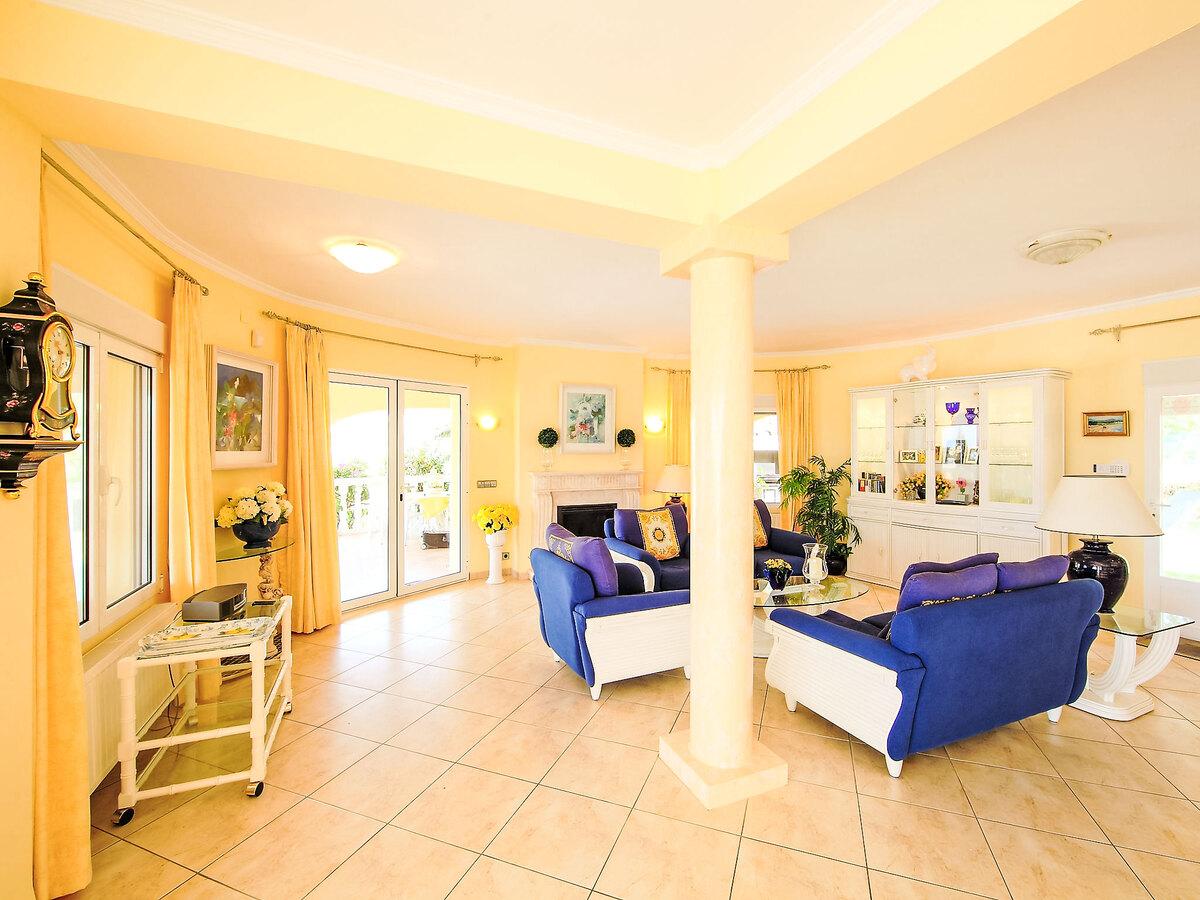 Villa Bombilla à Moraira : piscine et jardin 1600 m² - Photo 2