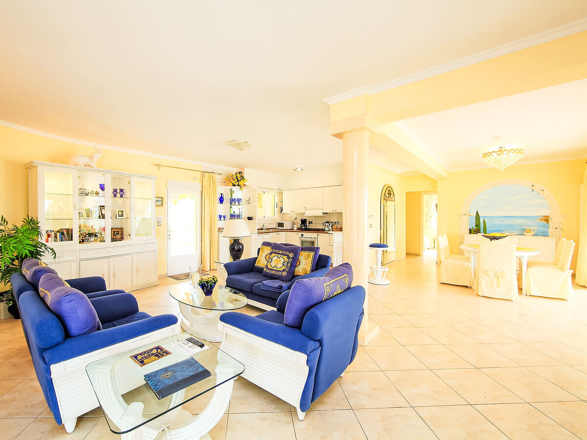 Villa Bombilla à Moraira : piscine et jardin 1600 m² - Photo 8