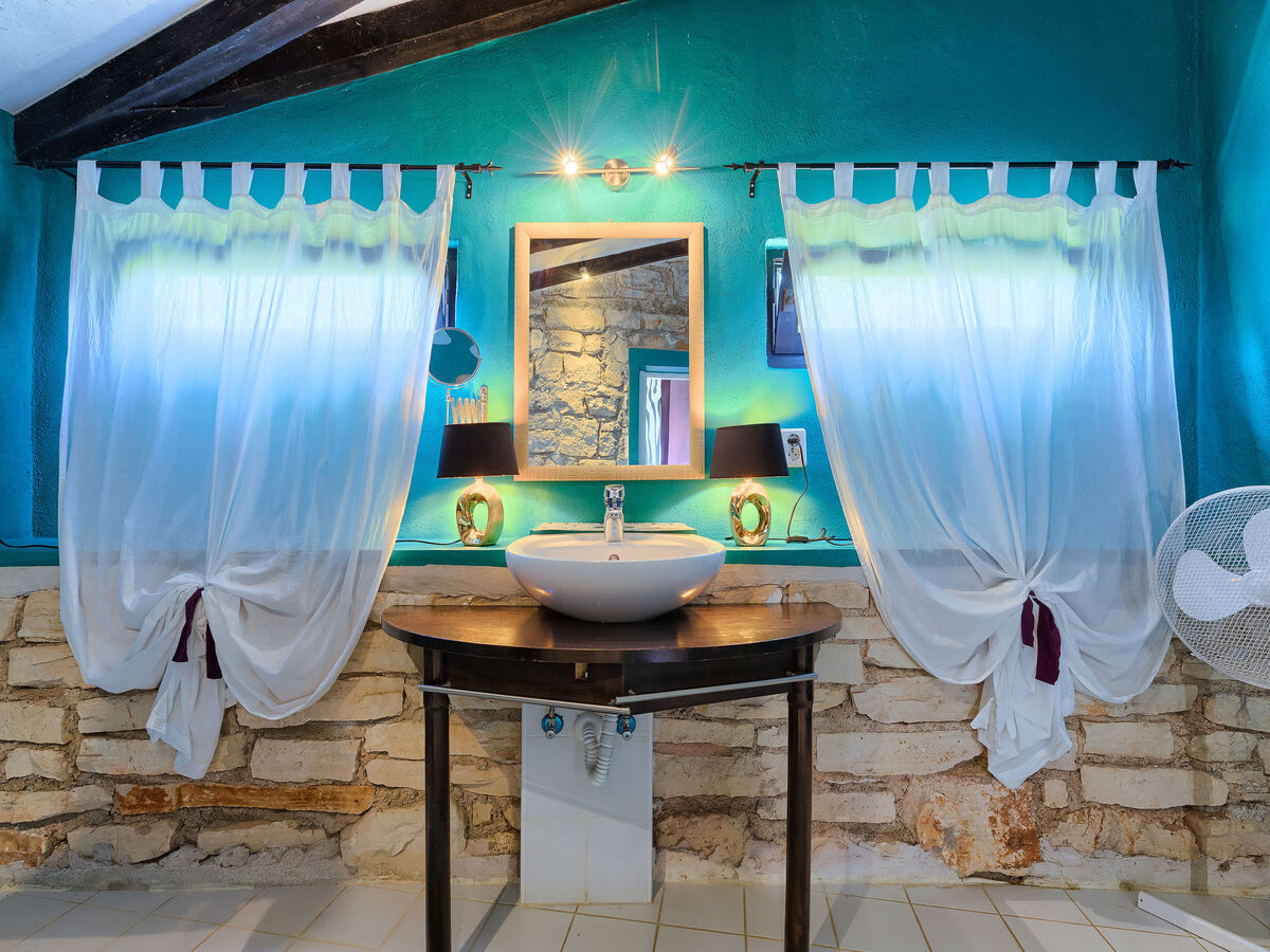 Maison Moira à Umag : 8 pers., piscine privée, 160 m de la mer - Photo 32