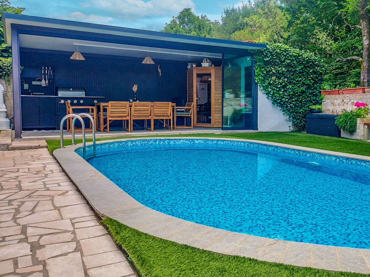 Maison Mikac, 10 pers., piscine privée à Malinska - Photo 2