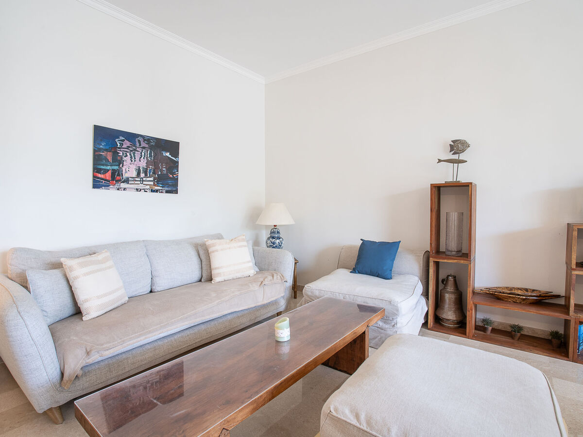 Les Aliscamps – Apt 2p avec terrasse à Cannes - Photo 4