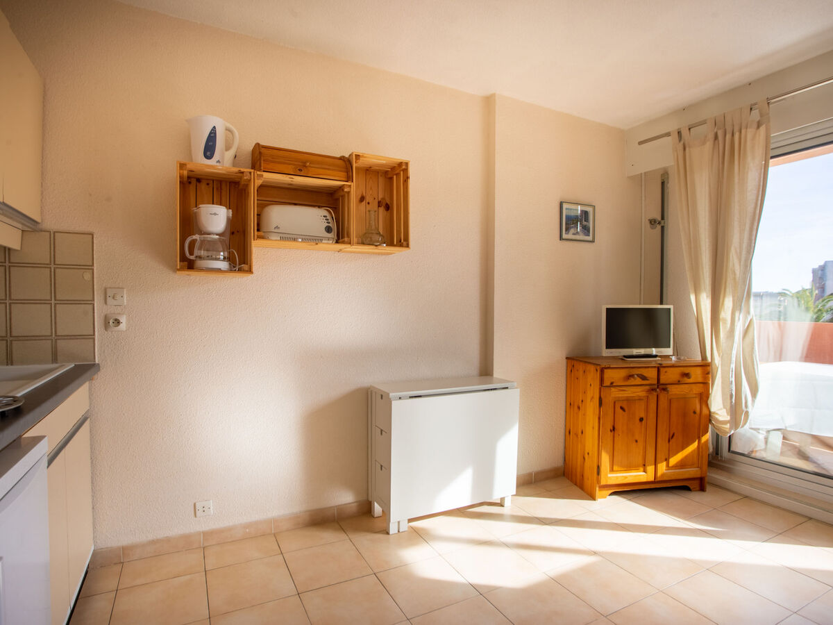 Studio 24 m² à 80 m de la plage - Bormes-les-Mimosas - Photo 8