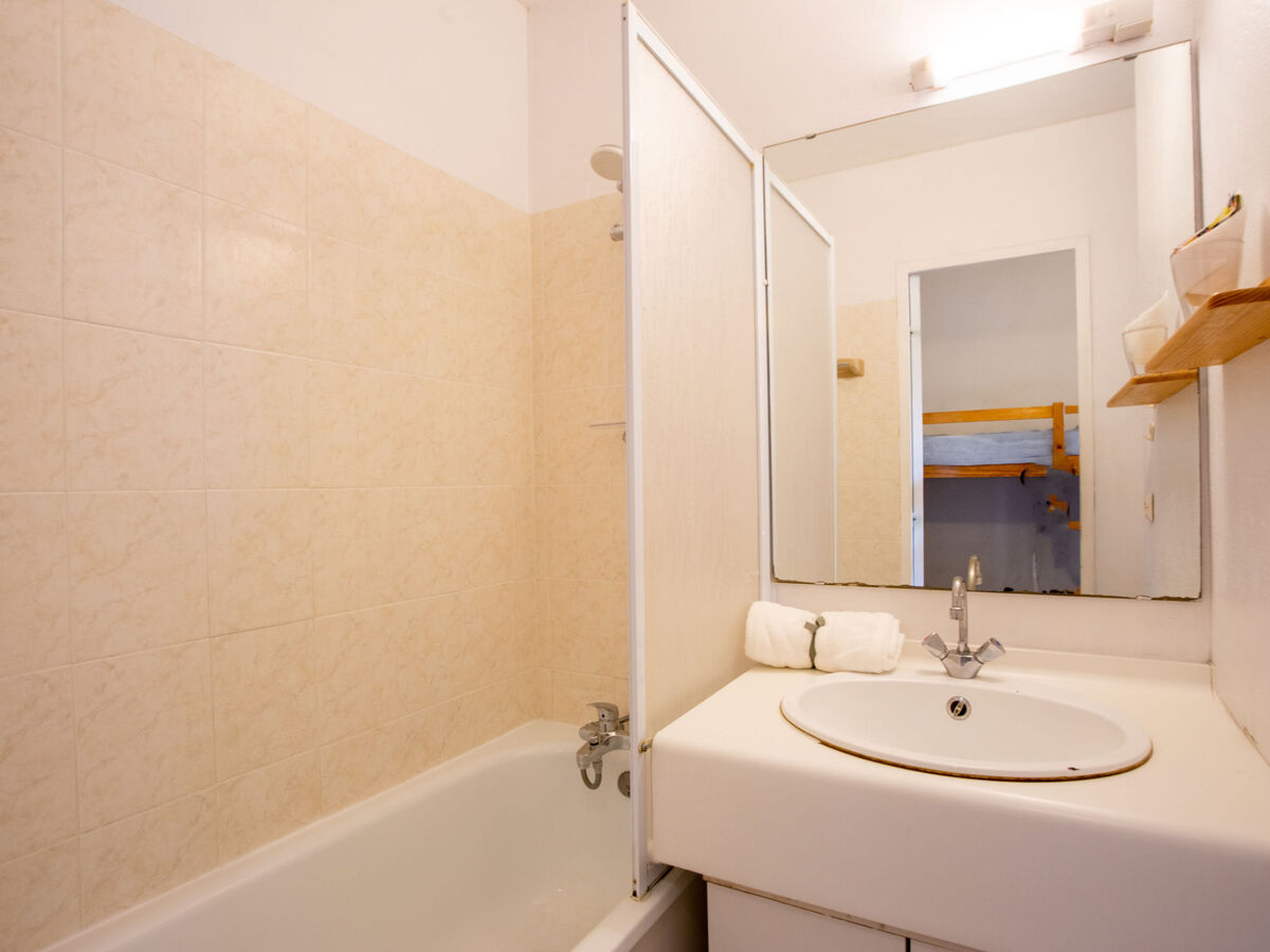 Studio 24 m² à 80 m de la plage - Bormes-les-Mimosas - Photo 13