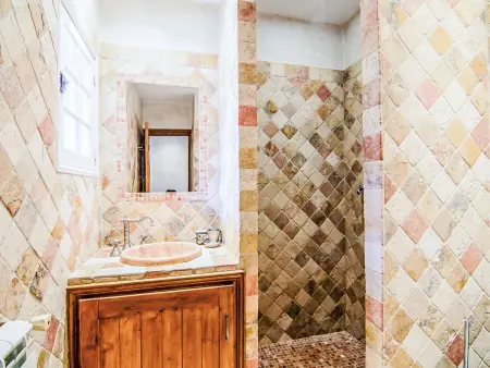 Les Carles – Studio 28 m² avec vue mer à Saint-Tropez : photo 5