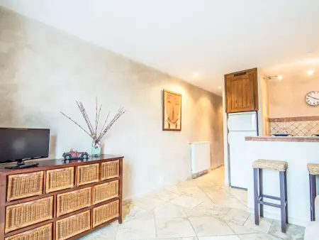 Les Carles – Studio 28 m² avec vue mer à Saint-Tropez : photo 7