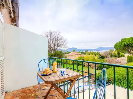 Les Carles – Studio 28 m² avec vue mer à Saint-Tropez : photo 9