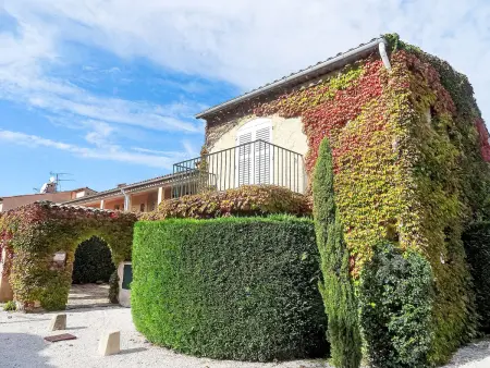 Les Carles – Studio 28 m² avec vue mer à Saint-Tropez : photo 12