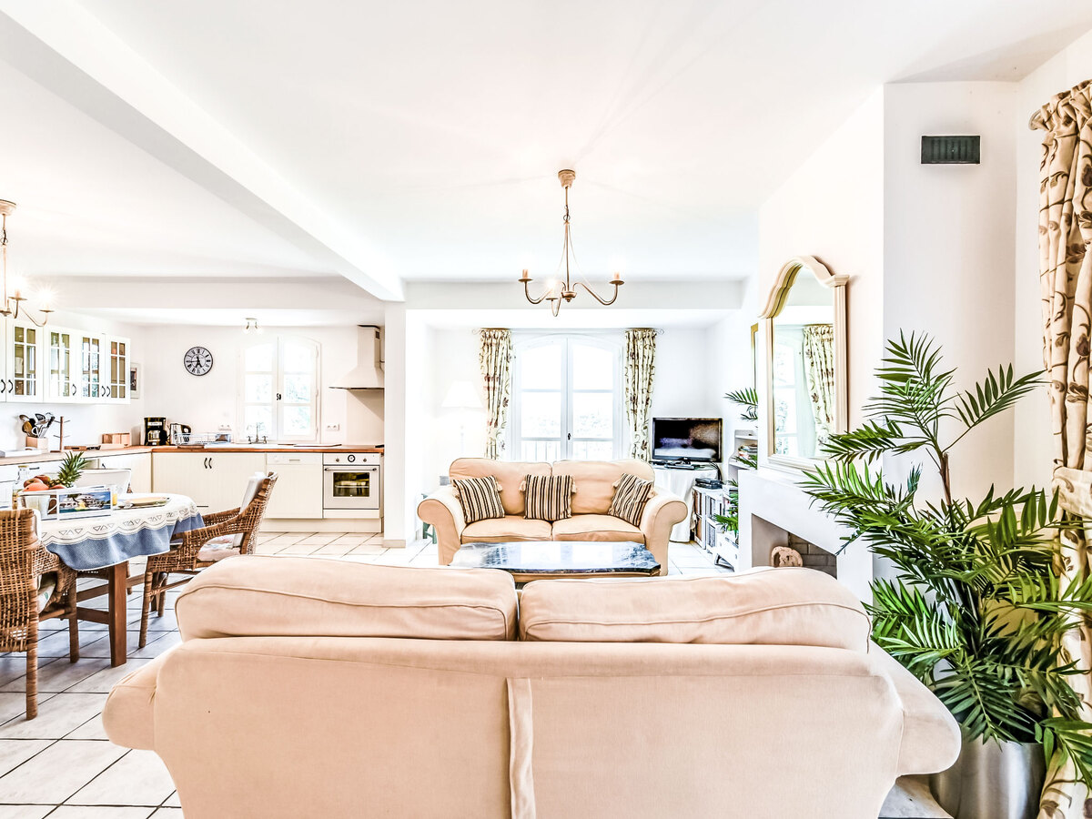 Les Migraniers 1 – Maison 3 niveaux à Grimaud - Photo 2