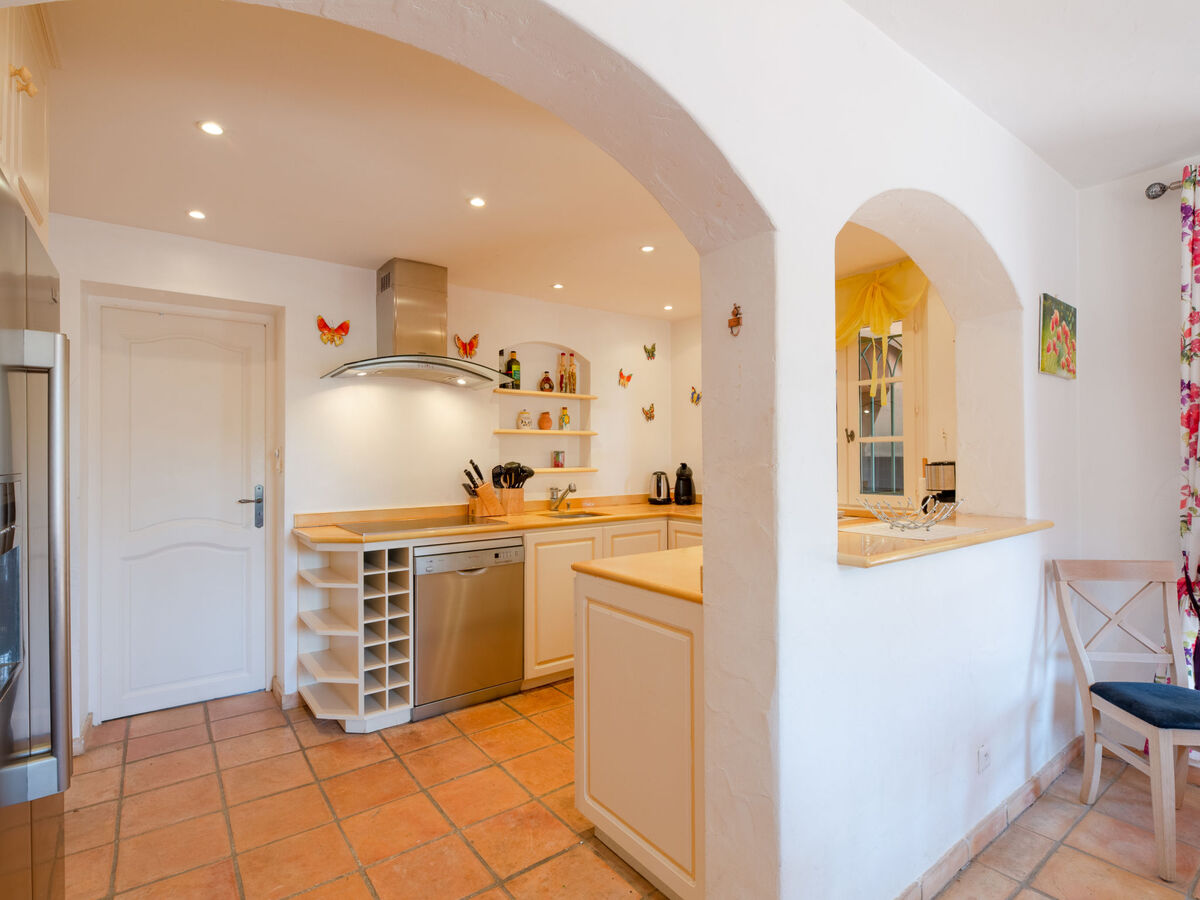 La Bastide Rose, villa 191 m² avec piscine à Sainte-Maxime - Photo 9