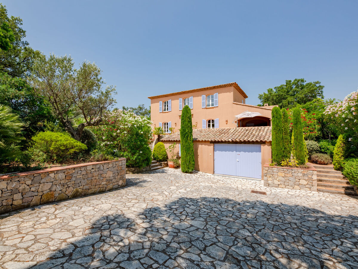 La Bastide Rose, villa 191 m² avec piscine à Sainte-Maxime - Photo 24