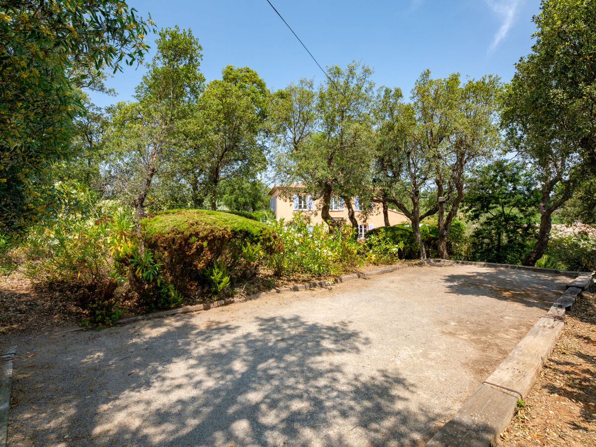 La Bastide Rose, villa 191 m² avec piscine à Sainte-Maxime - Photo 27