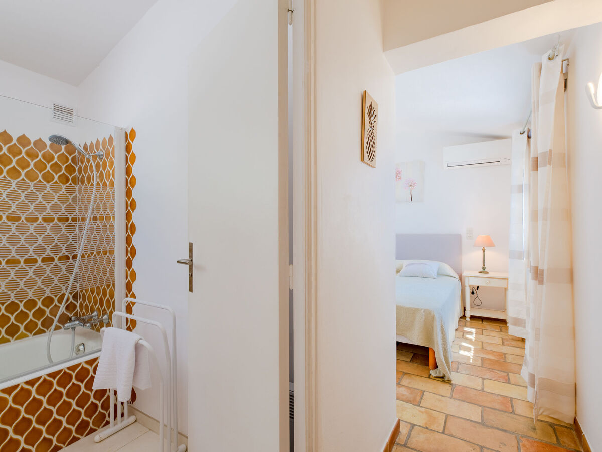 Villa Clos Romain – 3 chambres, piscine et vue mer - Photo 12