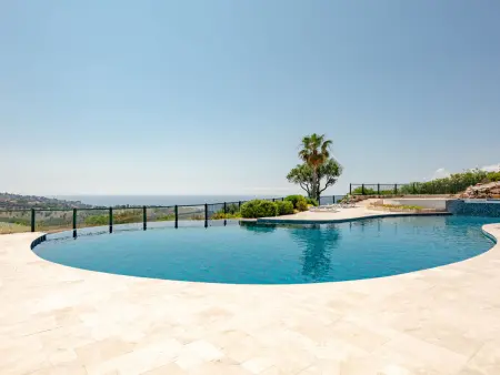 Maison mitoyenne aux Issambres, vue mer, piscine en résidence - Photo 18