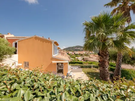 Maison mitoyenne aux Issambres, vue mer, piscine en résidence - Photo 26