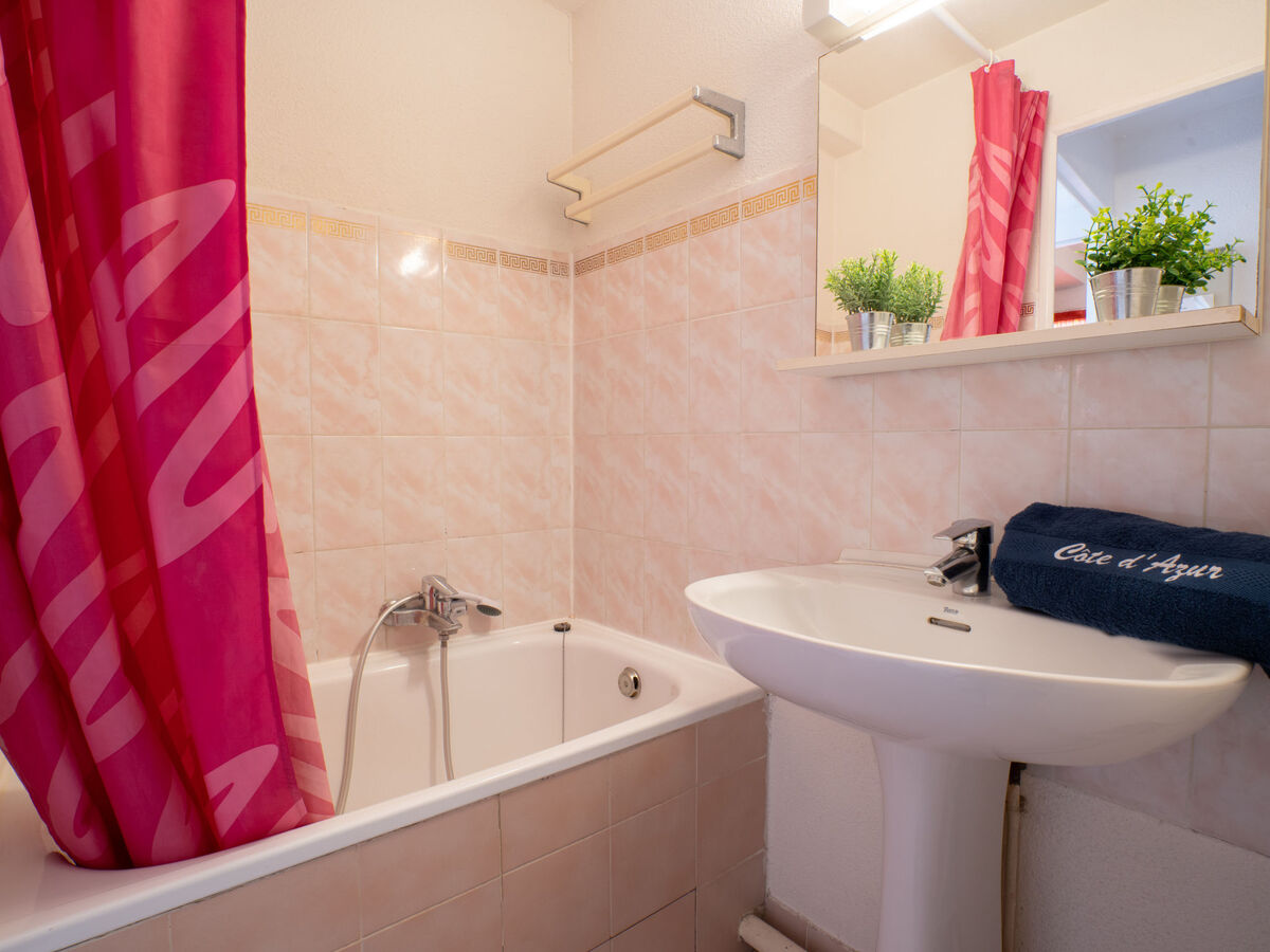 Studio 27 m² Le Panama à Saint Aygulf, 230 m de la mer - Photo 13