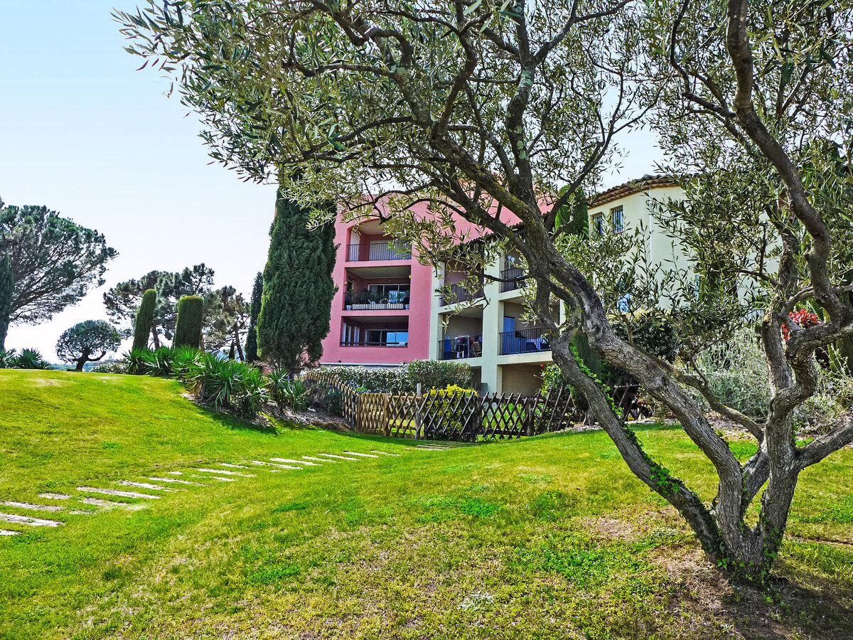 Appartement 3 pièces Golf de Roquebrune, vue mer - Photo 21