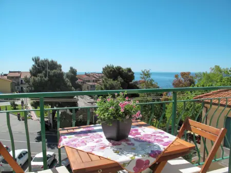 Location appartement à San Lorenzo al Mare, Roma (SLR219)