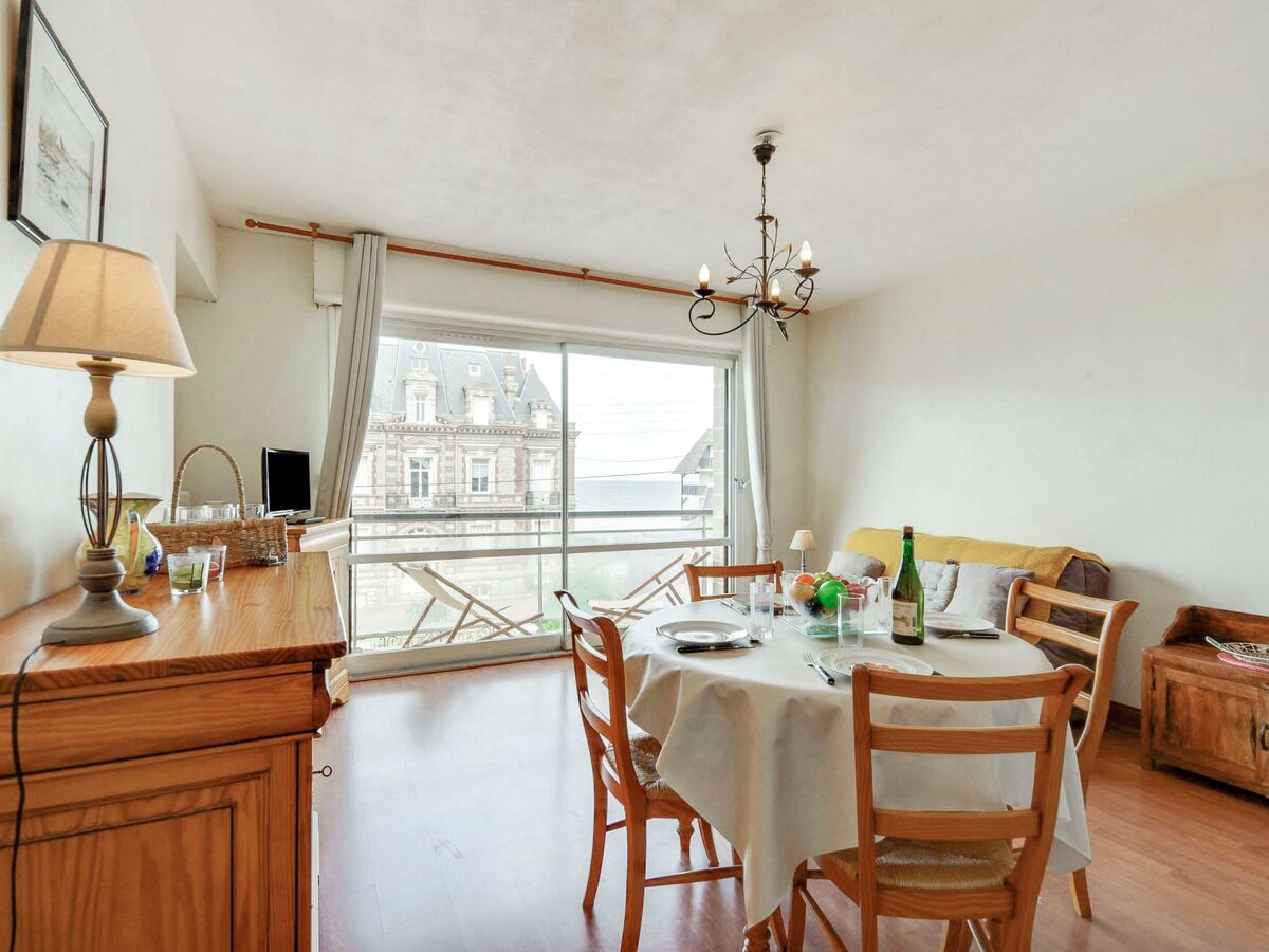 Appartement Prince Albert, 50 m de la mer à Cabourg - Photo 8