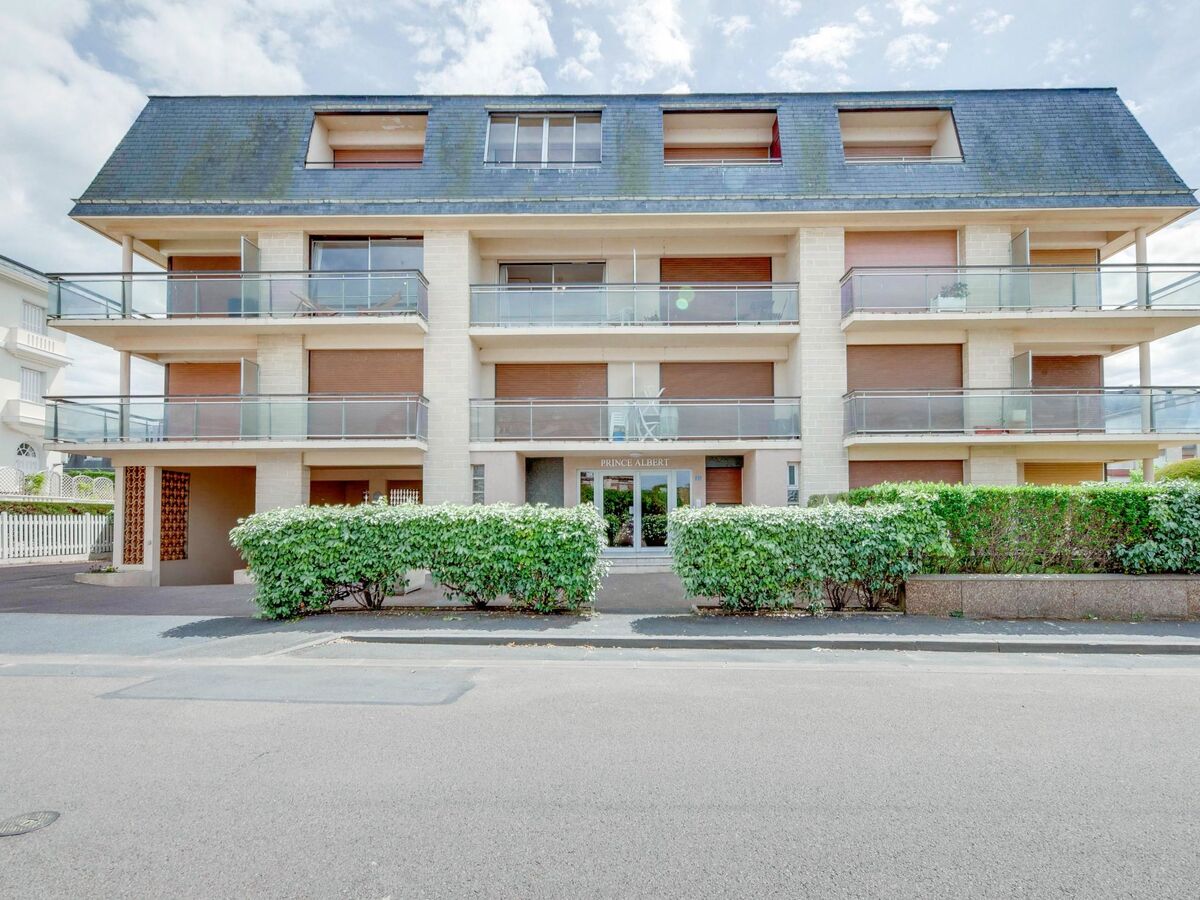 Appartement Prince Albert, 50 m de la mer à Cabourg - Photo 15