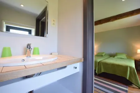 La Sapinière, Maison à Humain avec BBQ et Vue Nature - Photo 26