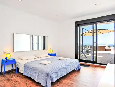 Villa Megin, 250 m² avec piscine et vue mer : photo 13