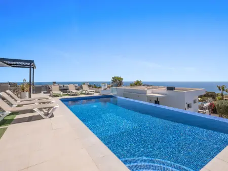 Villa Megin, 250 m² avec piscine et vue mer : photo 26