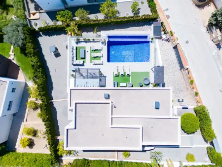 Villa Megin, 250 m² avec piscine et vue mer : photo 33