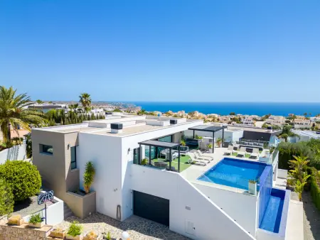 Villa Megin, 250 m² avec piscine et vue mer : photo 35