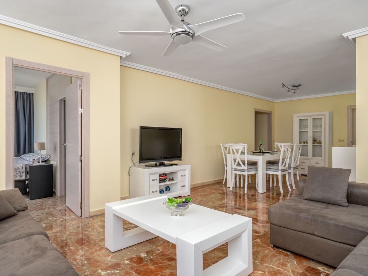 Playamar : Apt 3 chambres rénové, vue mer à Torremolinos - Photo 7