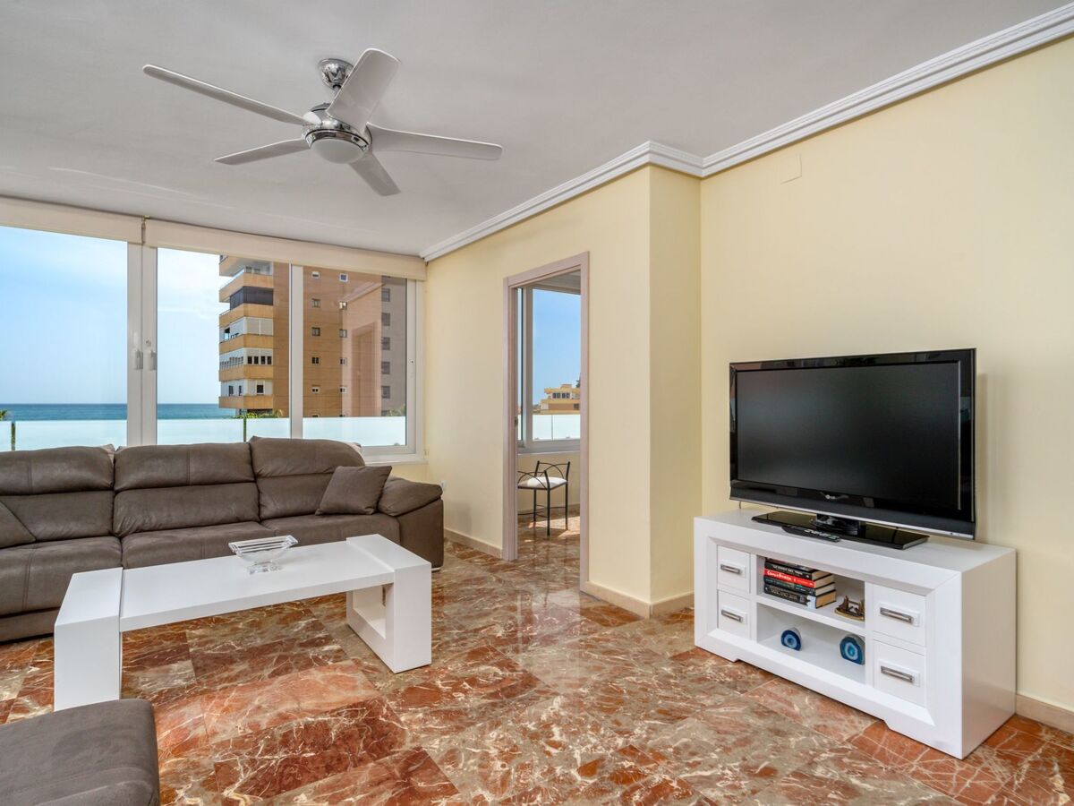 Playamar : Apt 3 chambres rénové, vue mer à Torremolinos - Photo 10