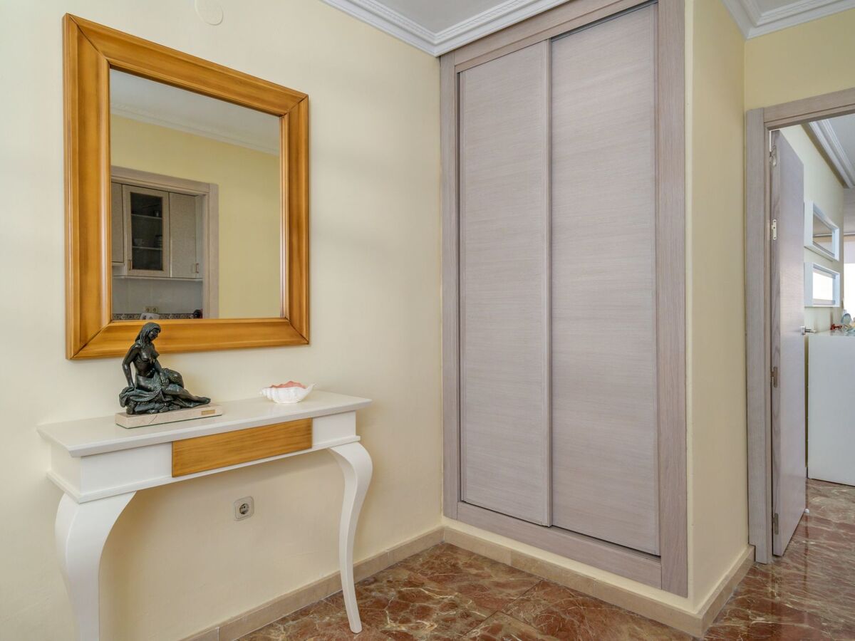 Playamar : Apt 3 chambres rénové, vue mer à Torremolinos - Photo 13