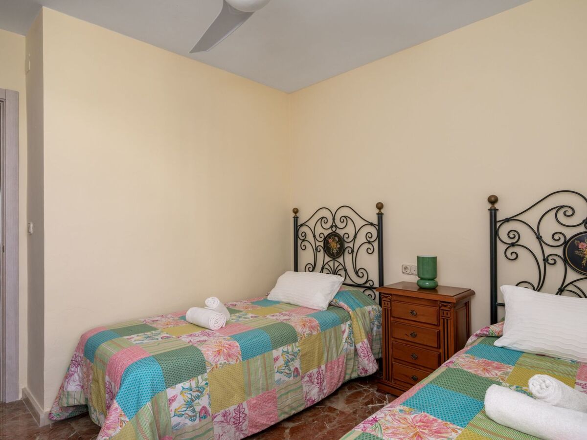 Playamar : Apt 3 chambres rénové, vue mer à Torremolinos - Photo 24