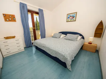 Maison Silvija avec piscine chauffée, Supetar : photo 26