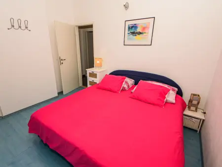 Maison Silvija avec piscine chauffée, Supetar : photo 28