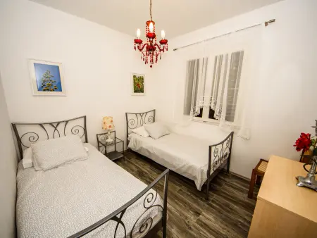 Maison Silvija avec piscine chauffée, Supetar : photo 39
