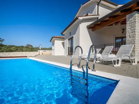 Maison Dorijano avec piscine privée à Rabac : photo 23
