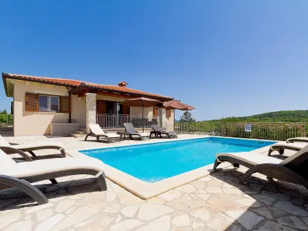 Villa Lucija à Labin : 10 personnes, piscine privée : photo 2