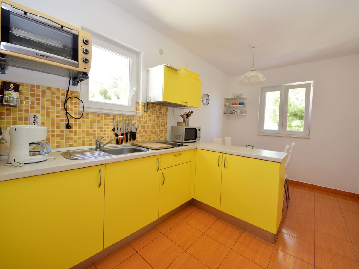 Željko – Maison 2 étages avec piscine privée, à 10 m de la mer - Photo 9
