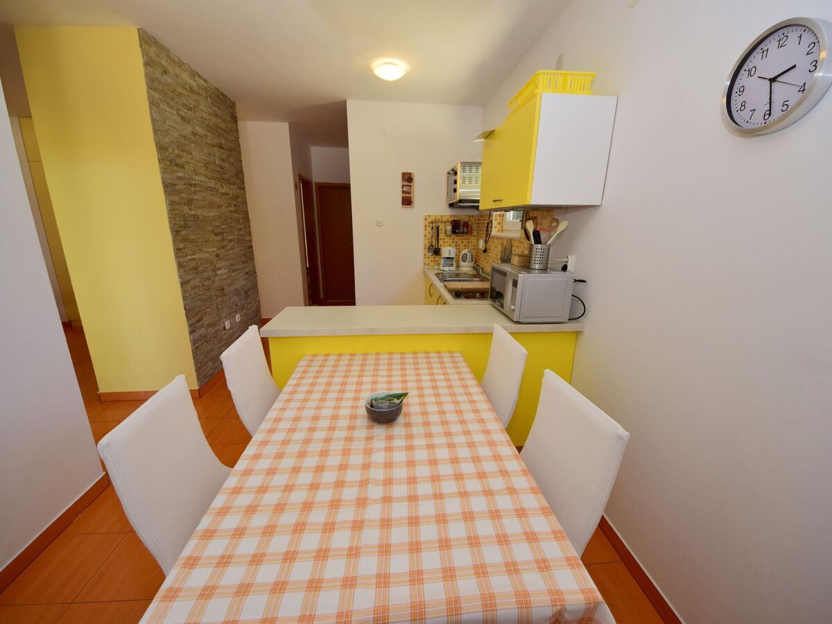 Željko – Maison 2 étages avec piscine privée, à 10 m de la mer - Photo 10