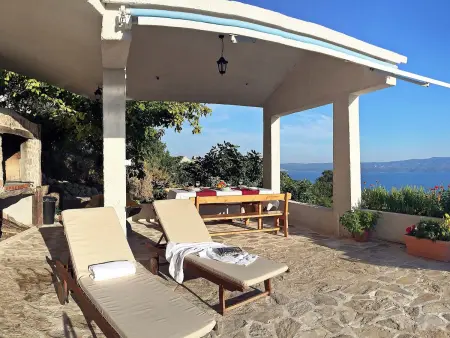 Maison Juraj avec piscine privée et vue mer à Omiš : photo 19