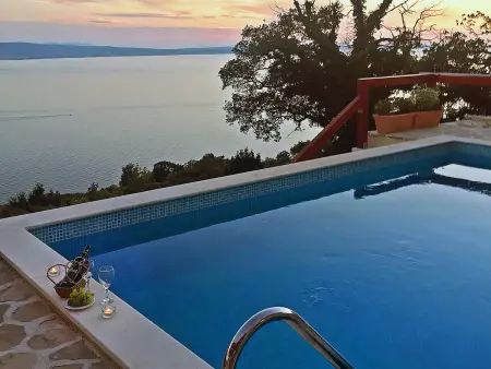 Maison Juraj avec piscine privée et vue mer à Omiš : photo 26