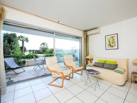 Appartement 2 pièces Cannes Bay, terrasse vue mer : photo 3