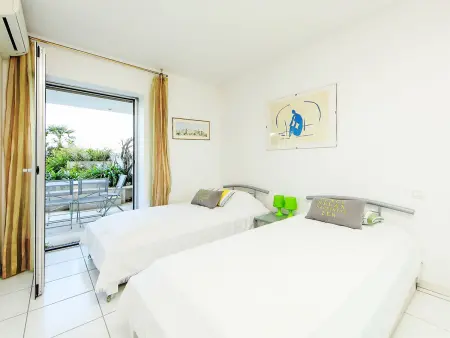 Appartement 2 pièces Cannes Bay, terrasse vue mer : photo 5