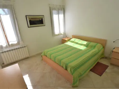 Appartement Casanas – vue sur la Lagune, quartier Castello : photo 4