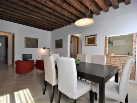 Appartement Casanas – vue sur la Lagune, quartier Castello : photo 7