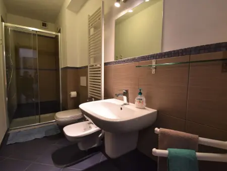 Appartement Casanas – vue sur la Lagune, quartier Castello : photo 14