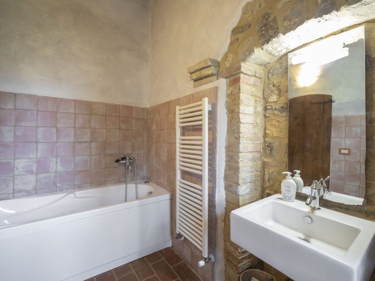Casa Frati, villa 15e siècle en Toscane - Photo 27