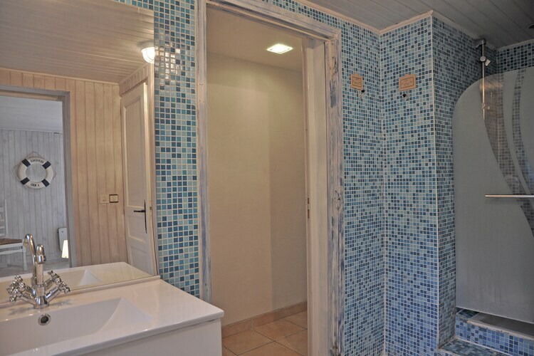 Villa Cigalières - Piscine et jardin 1000 m² à Fréjus - Photo 24
