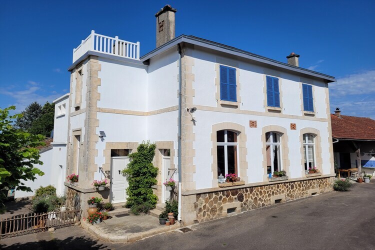 Maison L'Ecole en forêt limousine, 2 chambres - Photo 1